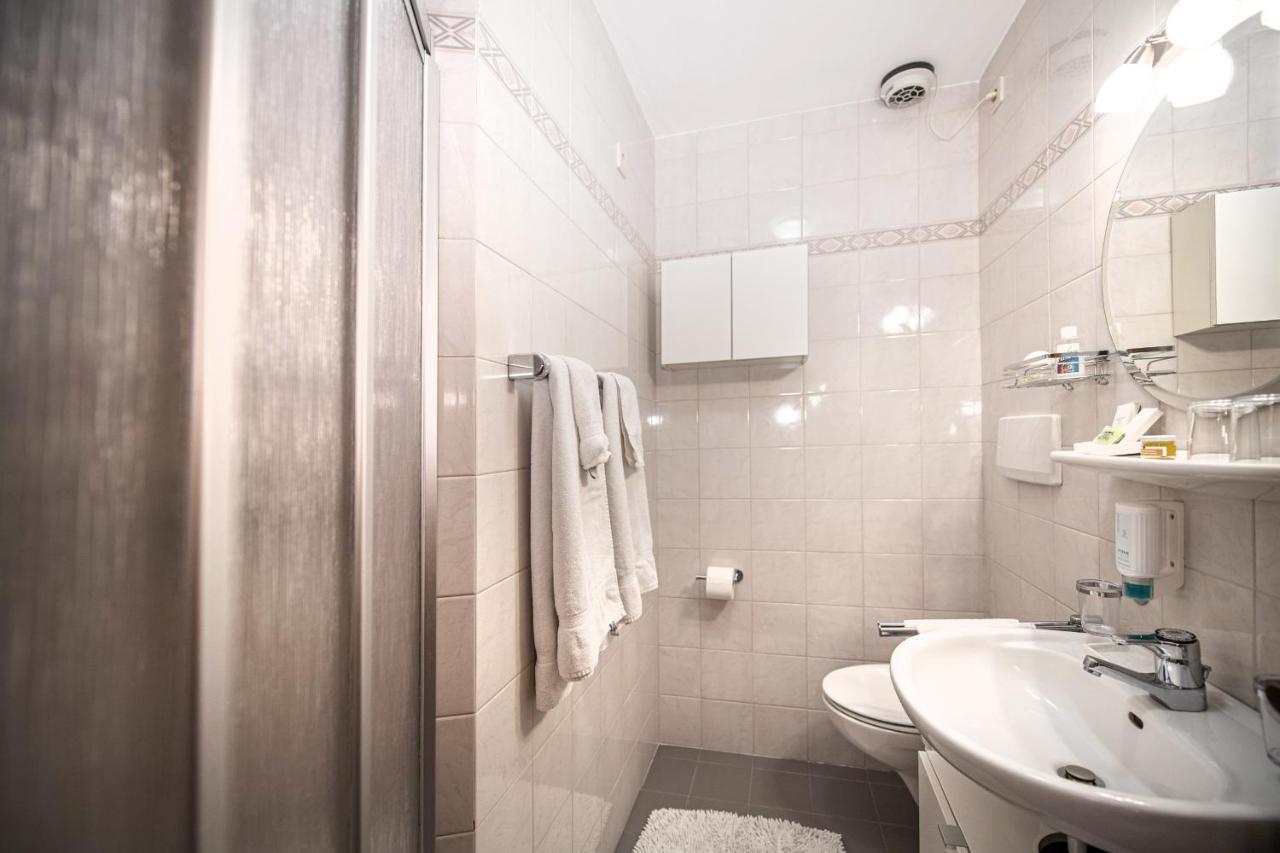 Bonichhof Hotel Лайон Екстериор снимка